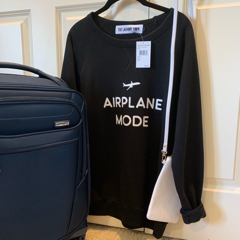 The Laundry Room, New, w/tags, Black Sweatshirt